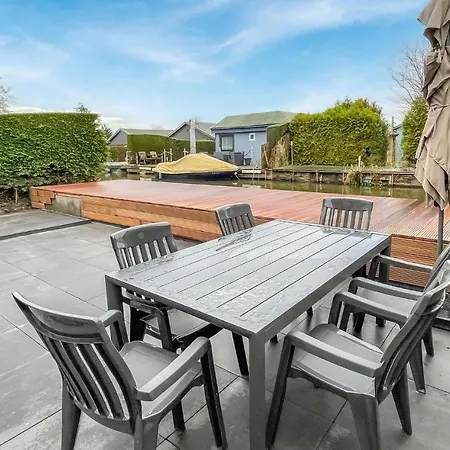 Holiday home 3 Bedroom Stunning In Wervershoof