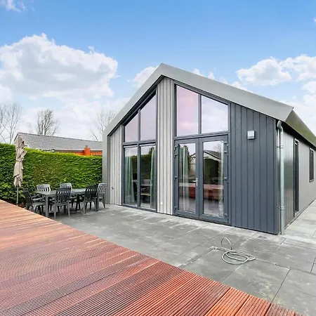 Holiday home 3 Bedroom Stunning In *